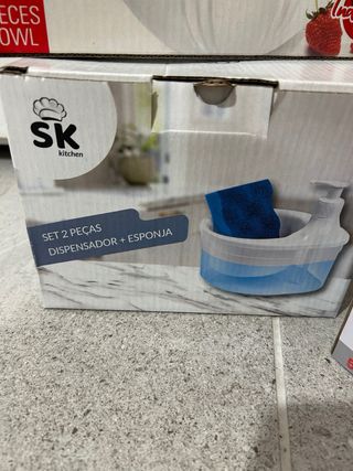 Bundle offer,soap dispensar,bowls set,mini choper