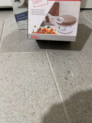 Bundle offer,soap dispensar,bowls set,mini choper