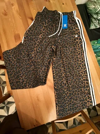 Pantalón ancho leopardo