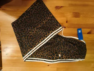 Pantalón ancho leopardo