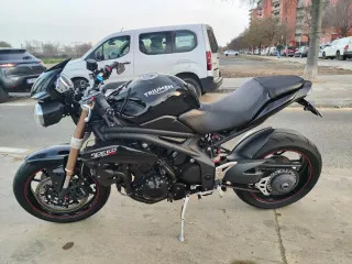 Triumph Speed Triple 1050 ABS