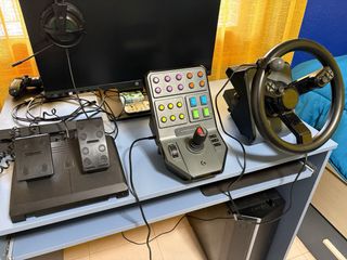 Volante Logitech Farming Simulator