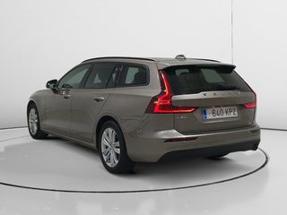 Volvo V60 Momentum
