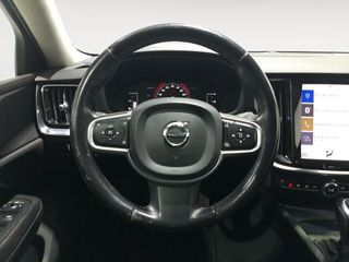 Volvo V60 Momentum