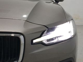 Volvo V60 Momentum