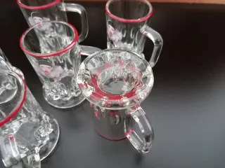 Juego 6 jarritas pequeñas antiguas