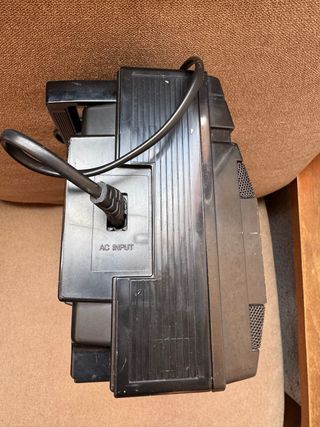 Sharp QT- 242E Radiocassette boombox No Funciona