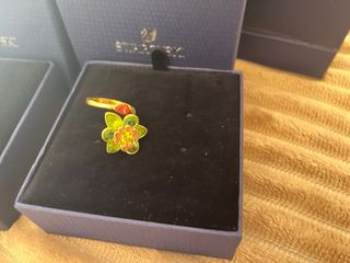 Conjunto Swarovski Anillo y Pulsera Flores