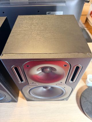 Behringer Truth B2031A Monitores Activos (Pareja)