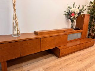 Mueble salon color nogal