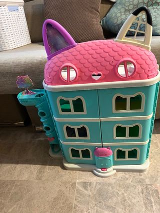 Casa delle bambole di Gabby's Dollhouse