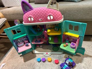 Casa delle bambole di Gabby's Dollhouse