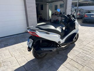 Kymco Grand Dink 300i 2021, 6.000k