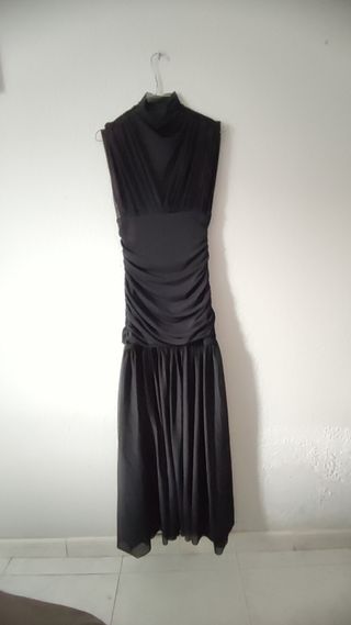 Vestido largo negro drapeado combinado zara XS