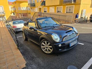MINI Cabrio 2010