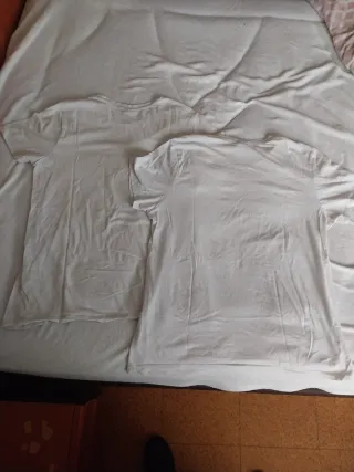 Camisetas Blancas Básicas de Lefties