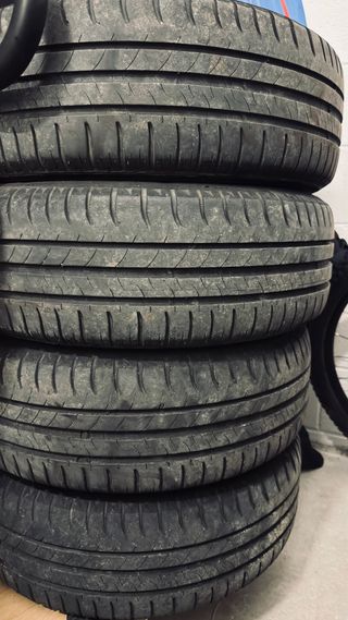 Juego de 4 llantas originales Honda Jazz + neumáti