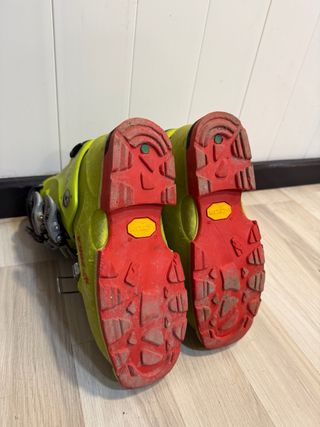 Esquís de travesía Hagan + Botas + Pieles