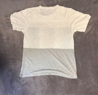Camiseta Primark Blanca y Gris Talla L