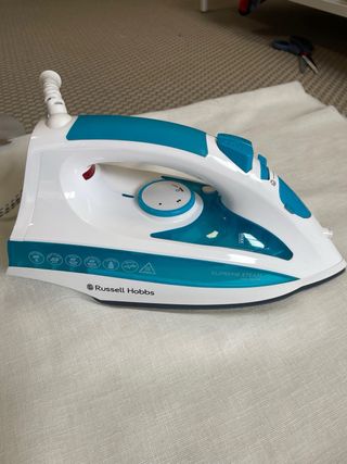 Plancha de ropa steam 2600W Russel Hobbs