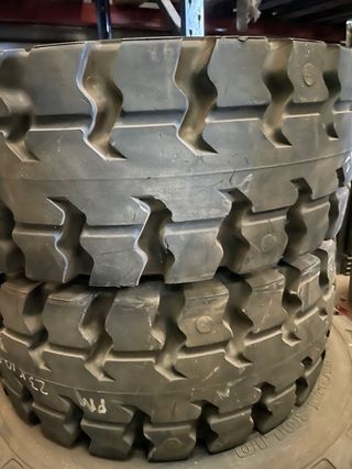 Rueda Maciza Continental 250/60-12