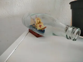 Barco en botella hecho a mano