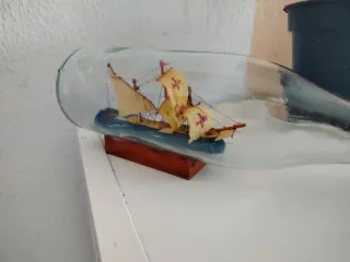 Barco en botella hecho a mano