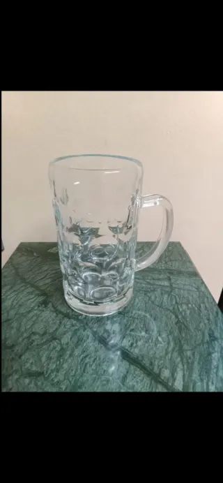 Bicchiere da birra grande in vetro