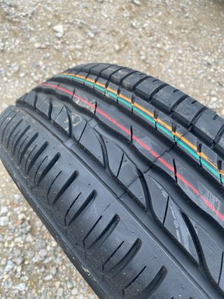 Rueda NUEVA Bridgestone 195/65 R15 (Golf IV)