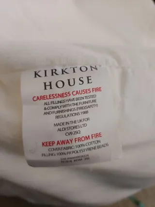 Puff de tela con diseño de zigzag