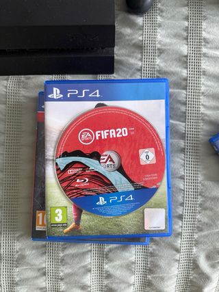 PS4 500GB Negra + 3 Juegos