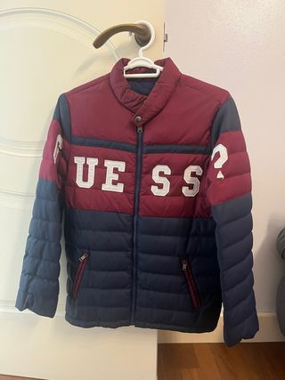 Chaqueta Guess Plumas Azul y Rojo