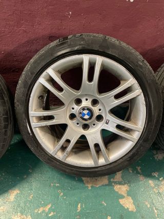 Llatas con neumaticos BMW pack M