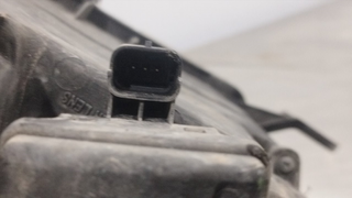 FARO DERECHO RENAULT VEL SATIS (BJ0) G9TD702 8200