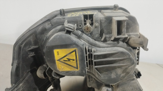 FARO DERECHO RENAULT VEL SATIS (BJ0) G9TD702 8200