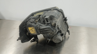 FARO DERECHO RENAULT VEL SATIS (BJ0) G9TD702 8200