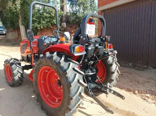 Tractor