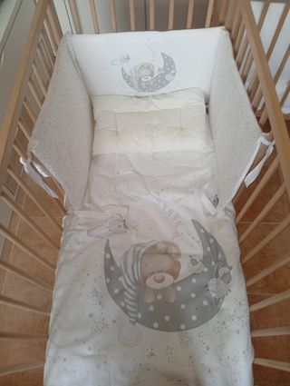 Cunas de madera para gemelos