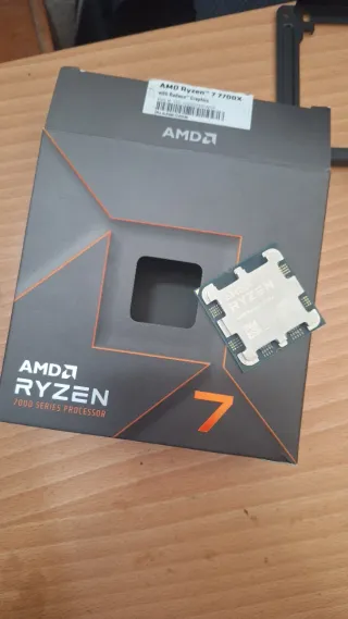 AMD Ryzen 7 7700X Procesador
