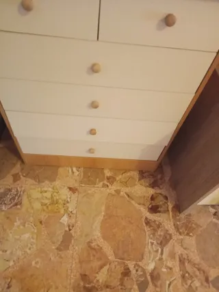 vendo piccola cassettièra mai usata