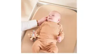 Nattou Cambiador de suave espuma de PU, Cambiador