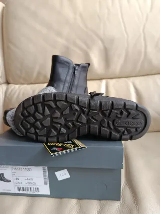 BOTIN NEGRO -ECCO , GORETEX