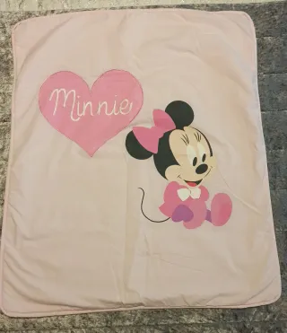 Mantita Minnie Mouse bebe