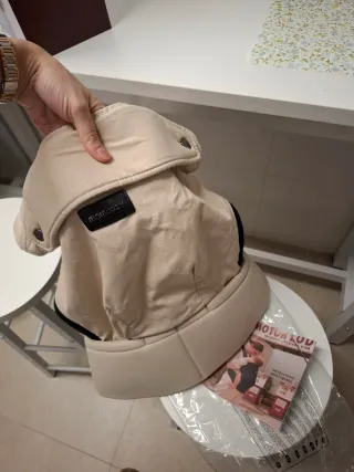Mochila portabebés Momcozy ergonómica