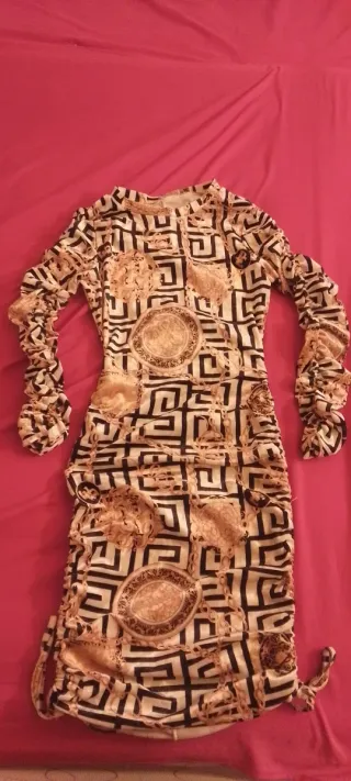 Vestido estilo Versace