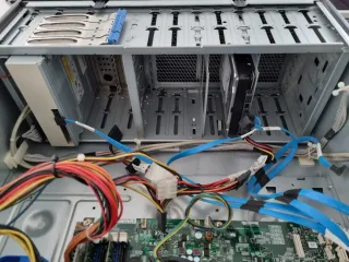 Servidor intel E3 1220V2