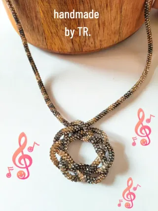 Collana Nodo Celtico nero Oro