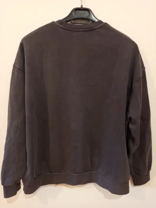 Sudadera amplia gris antracita. Mango, talla S.