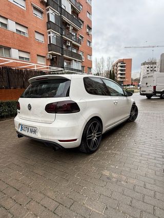 Volkswagen Golf GTI MK6