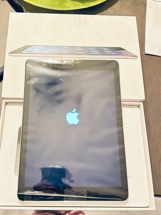 iPad WiFi CELL 16GB Space Gray